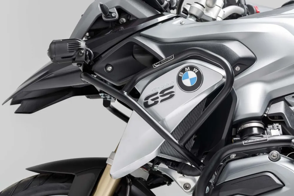 Omezená Nabídka BMW R 1200 GS LC (13-16) - horní padací rám černý SW-Motech | HZmoto - vše pro motorkáře a jejich stroje