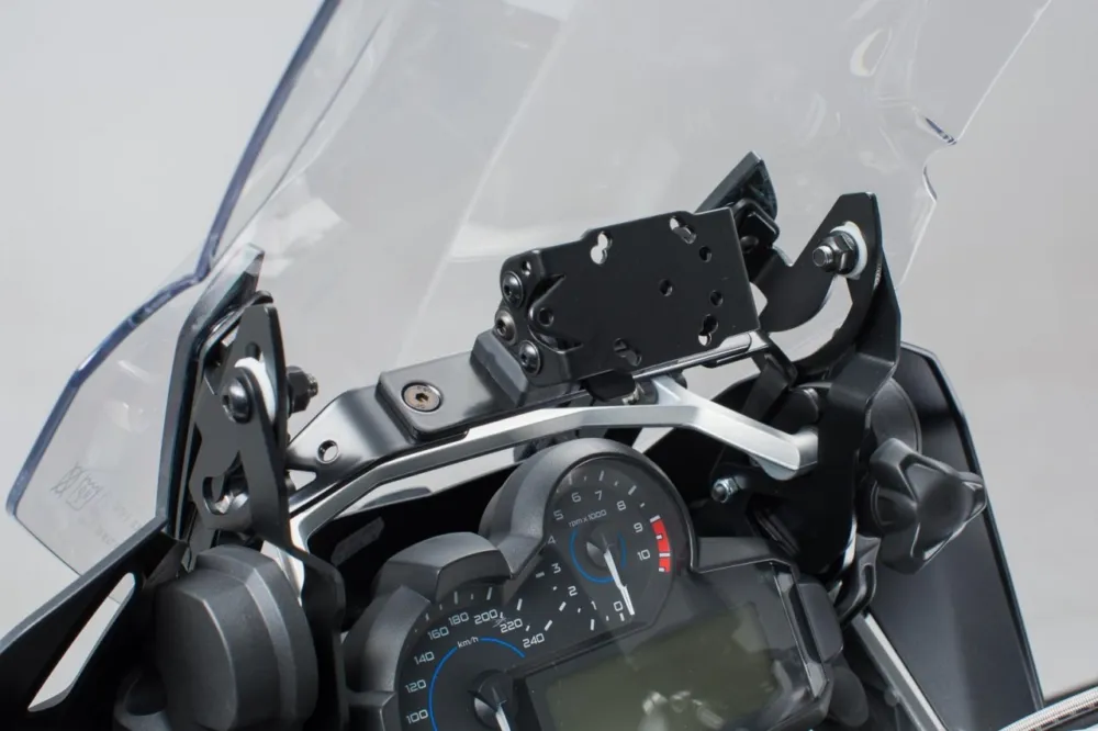 Výprodej BMW R 1200 GS LC Adventure (14-) - výztuha plexi SW-Motech SCT.07.174.10800/B | HZmoto - vše pro motorkáře a jejich stroje
