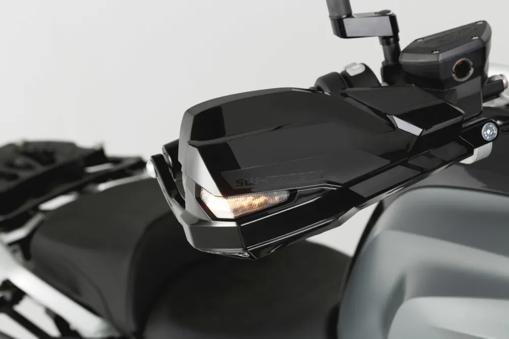 BMW R 1250 GS (18-) - chrániče páček KOBRA SW-Motech HPR.00.220.21200/B | HZmoto - vše pro motorkáře a jejich stroje Super Cena
