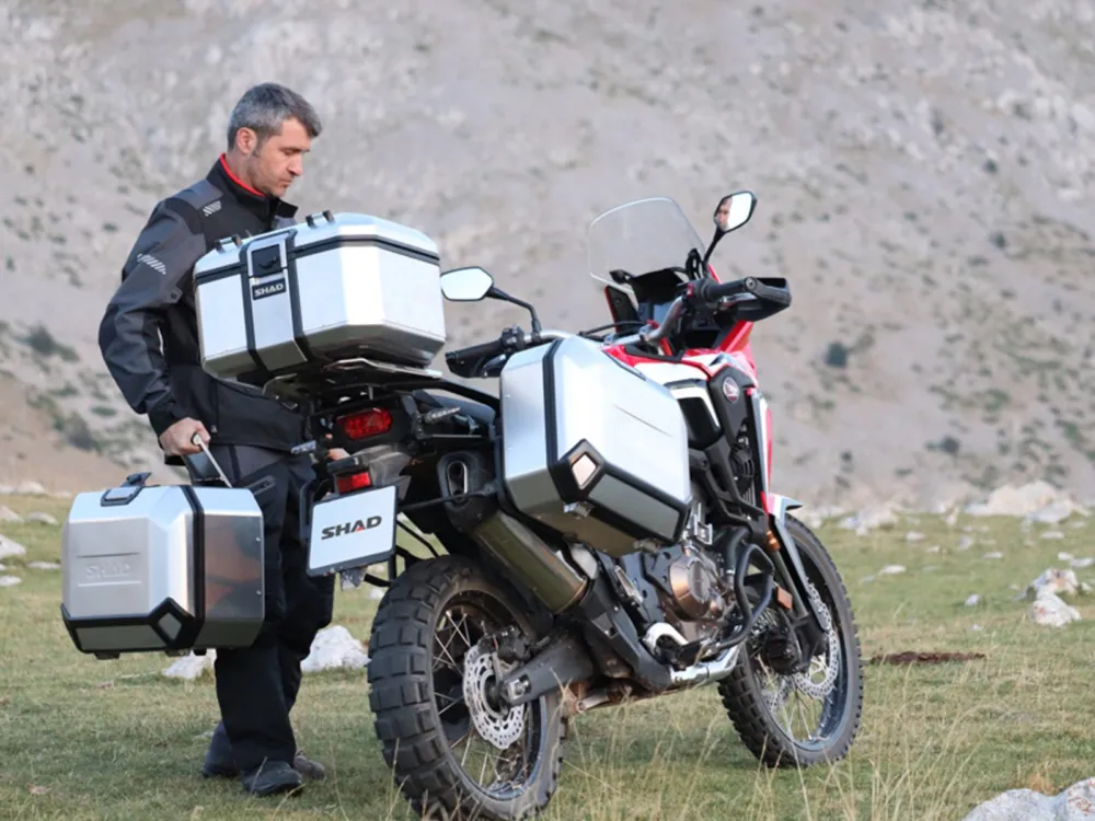 Víkendová Akce Vrchní hliníkový kufr na motorku SHAD Terra TR37 D0TR37100