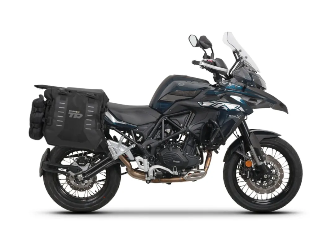 Kompletní sada bočních adventure brašen SHAD TERRA TR40, včetně montážní sady SHAD Benelli TRK 502 X Doprava Zdarma