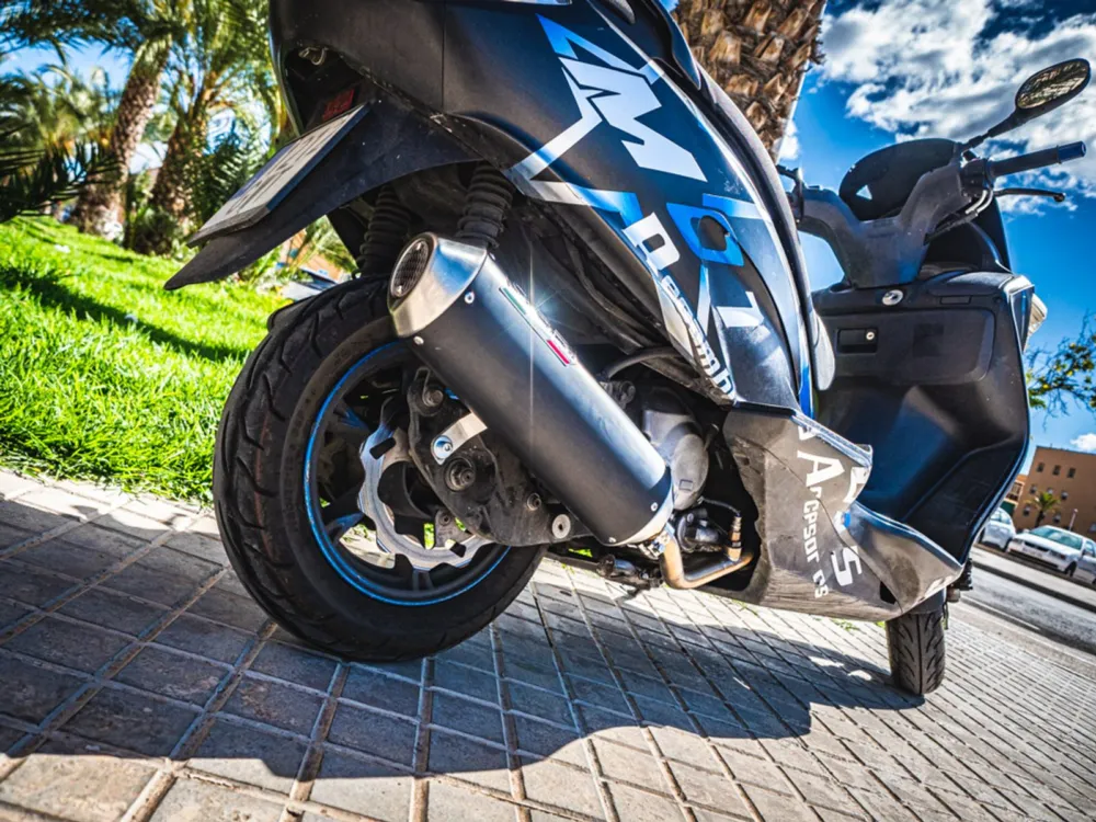 Nejprodávanější Koncovka výfuku Slip-on GPR EVO4 ROAD SCOM.151.EVO4 Matná černá zahrnuje spojovací svod a odnímatelný dB killer