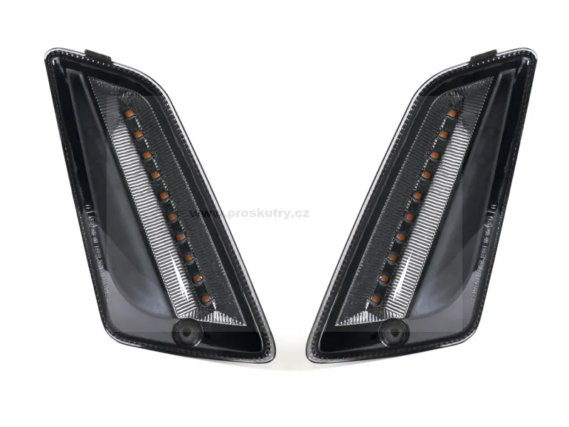 Přední blinkry Moto Nostra (2014-) dynamická LED světla pro denní svícení, světla pro denní svícení (E-mark) Vespa GT, GTL, GTV, GTS 125-300, HPE Horká Nabídka